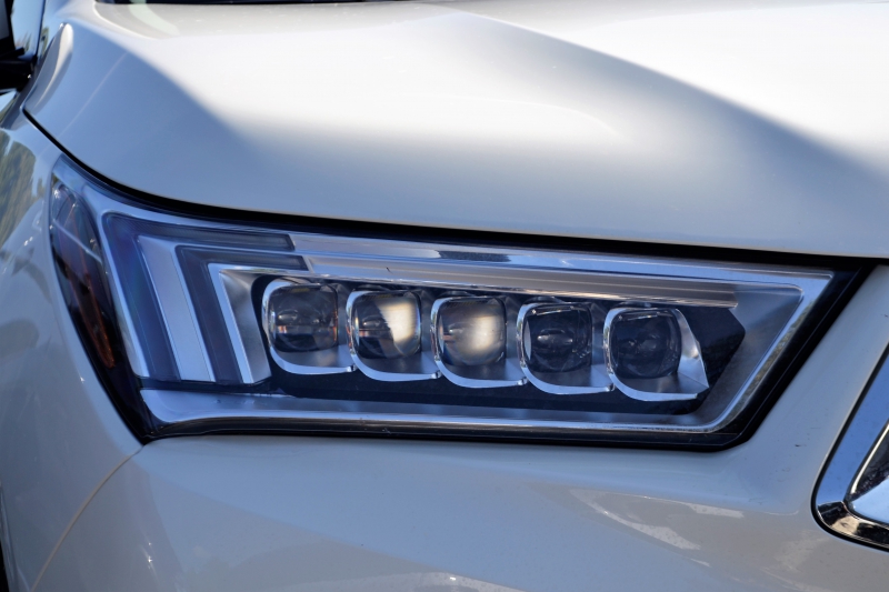 concession-auto-ROQUESTERON-min_acura-headlamp-2834131